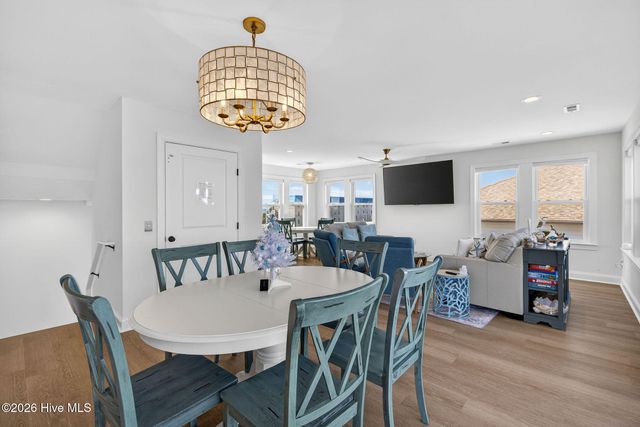 321 N New River Drive, Surf City, NC 28445