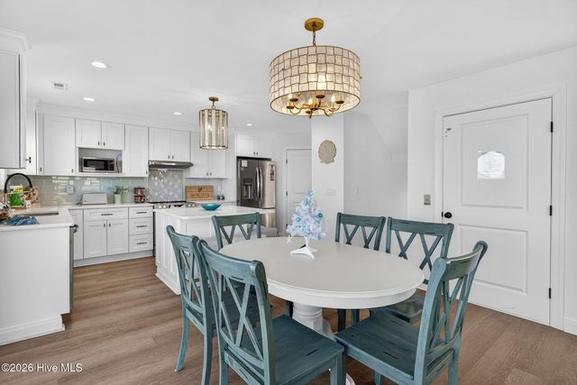 321 N New River Drive, Surf City, NC 28445