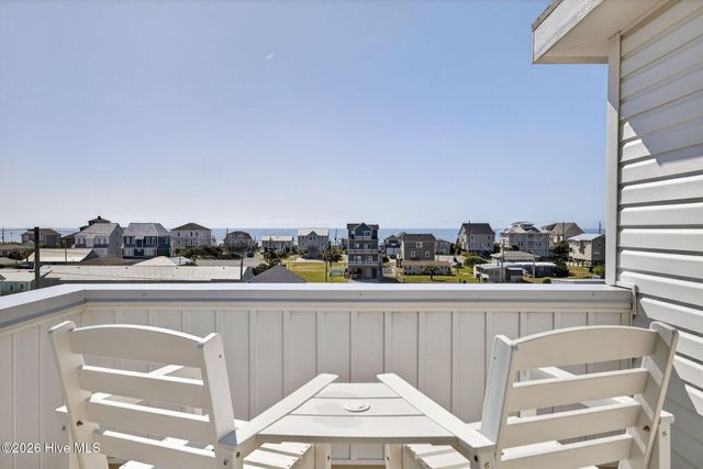 321 N New River Drive, Surf City, NC 28445