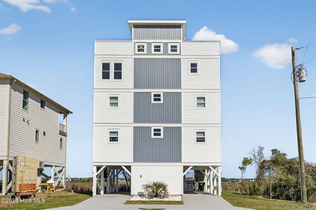 321 N New River Drive, Surf City, NC 28445