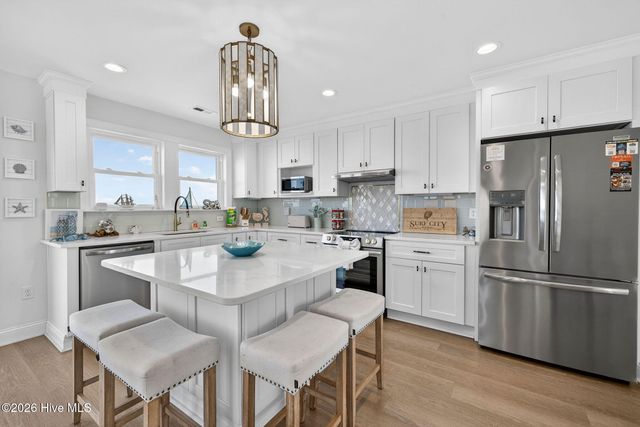 321 N New River Drive, Surf City, NC 28445