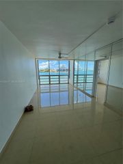 10281 E Bay Harbor Dr B3, Bay Harbor Islands, FL 33154