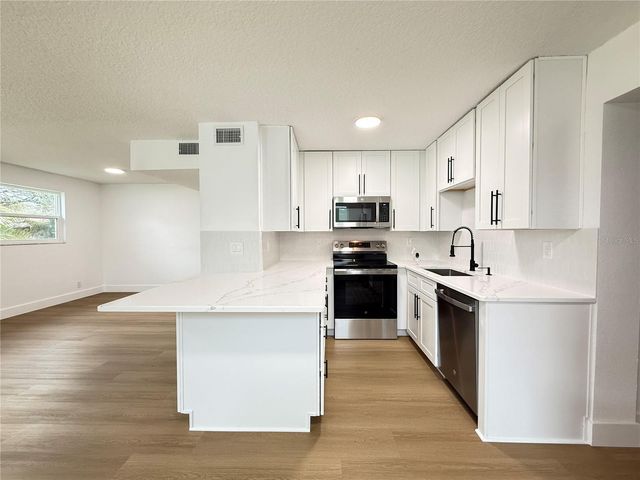 416 PLUMOSA AVENUE, Port Orange, FL 32127