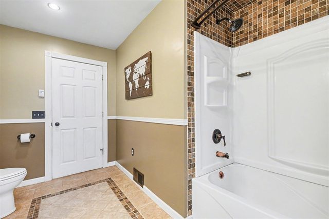 548 Hall Street, Ionia, MI 48846