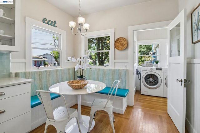 1344 Saint Charles St, Alameda, CA 94501