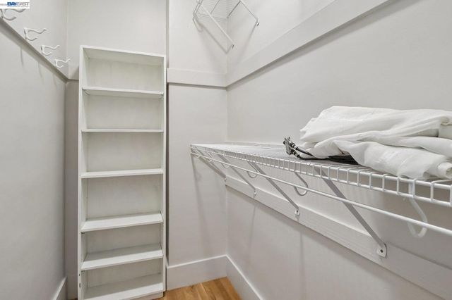 1344 Saint Charles St, Alameda, CA 94501