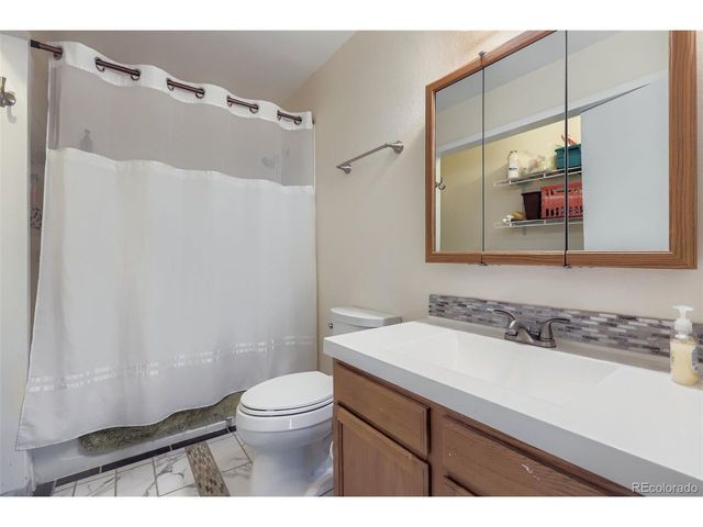 4773 Sunvalley Dr, Loveland, CO 80538