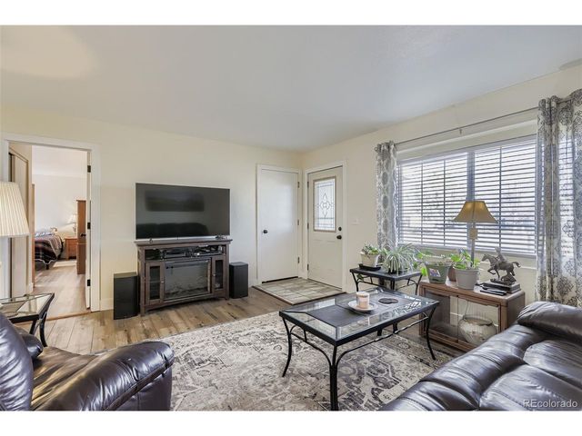 4773 Sunvalley Dr, Loveland, CO 80538