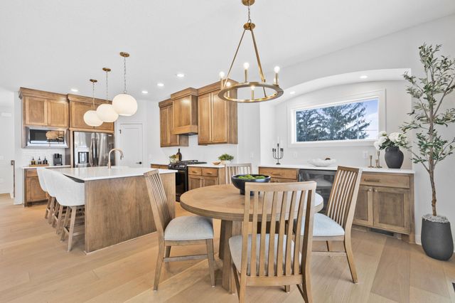 8006 201st Street W, Lakeville, MN 55044