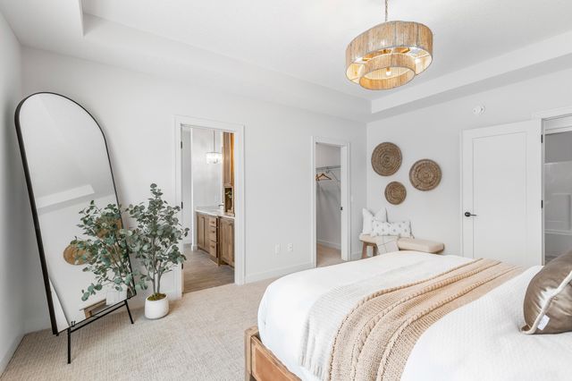 8006 201st Street W, Lakeville, MN 55044