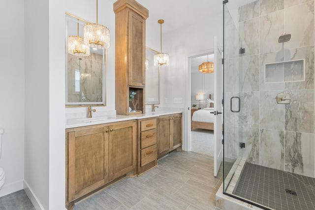 8006 201st Street W, Lakeville, MN 55044