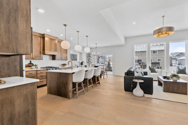 8006 201st Street W, Lakeville, MN 55044