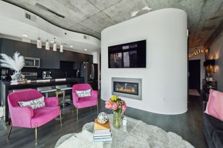 415 Church St Apt 2010, Nashville, TN 37219
