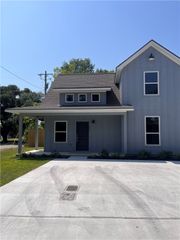 1398 E 21st Street, Bryan, TX 77803