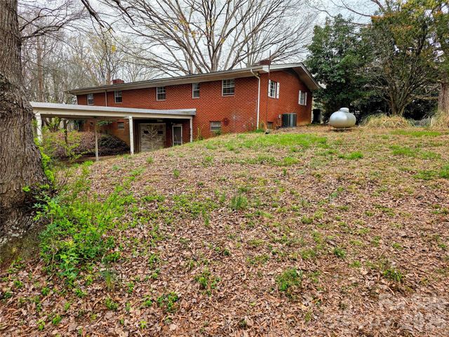 40617 Old Cottonville Road, Norwood, NC 28128