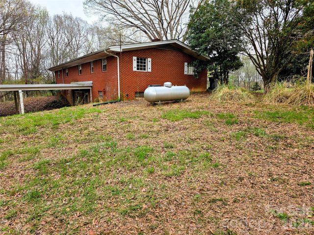 40617 Old Cottonville Road, Norwood, NC 28128