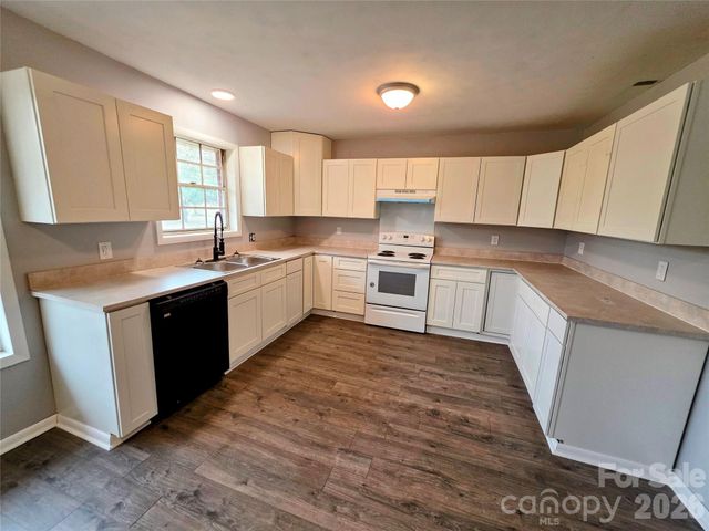 40617 Old Cottonville Road, Norwood, NC 28128