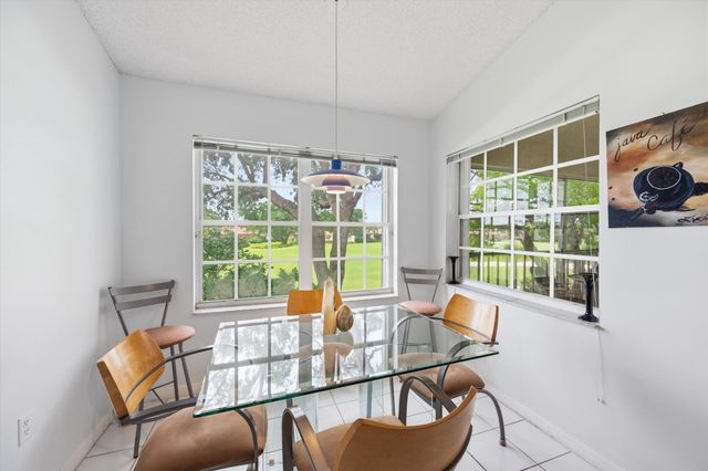 10112 Andover Coach Circle B2, Lake Worth, FL 33449