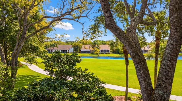 10112 Andover Coach Circle B2, Lake Worth, FL 33449