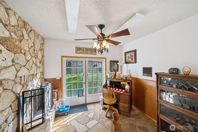 5318 W Tapps Drive E, Lake Tapps, WA 98391