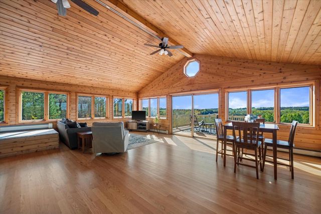 7165 Town Line ROAD, West Bend, WI 53090