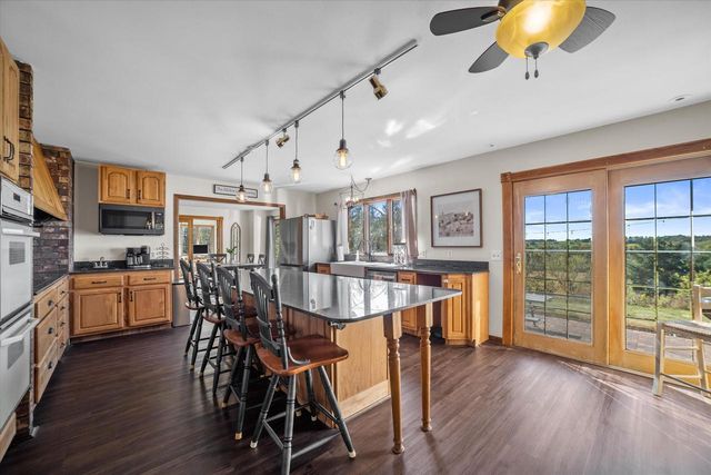 7165 Town Line ROAD, West Bend, WI 53090