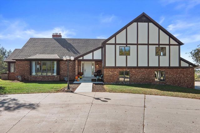 7165 Town Line ROAD, West Bend, WI 53090