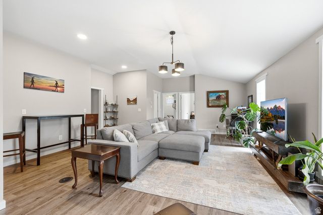 3452 S 2000 E, Salt Lake City, UT 84109