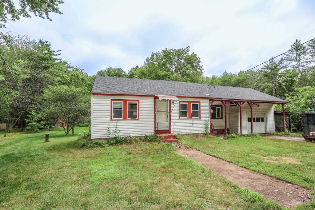 250 Exeter Road, Epping, NH 03042
