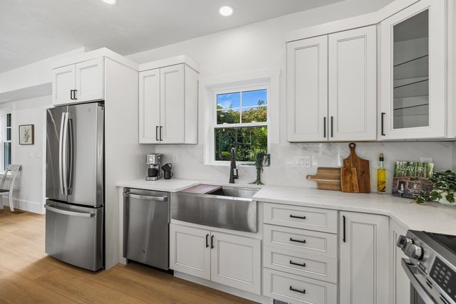 126 Maple St, West Boylston, MA 01583