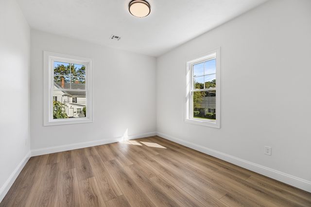 126 Maple St, West Boylston, MA 01583