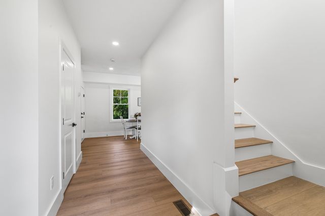 126 Maple St, West Boylston, MA 01583