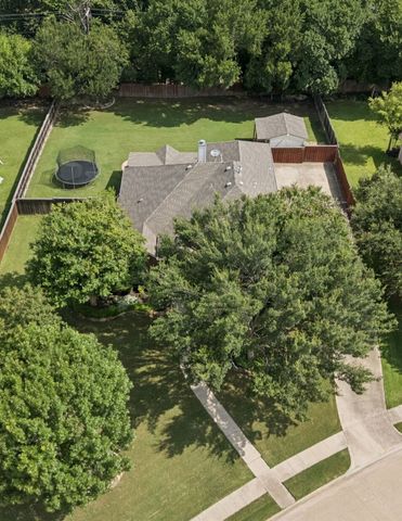 403 Pleasant Run, Murphy, TX 75094