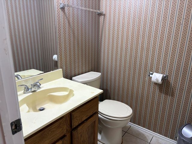 16307 Leamington Lane, Houston, TX 77095