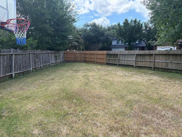 16307 Leamington Lane, Houston, TX 77095