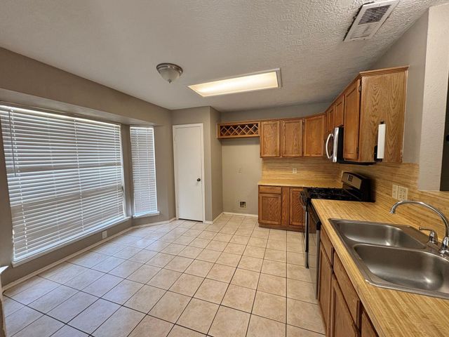 16307 Leamington Lane, Houston, TX 77095