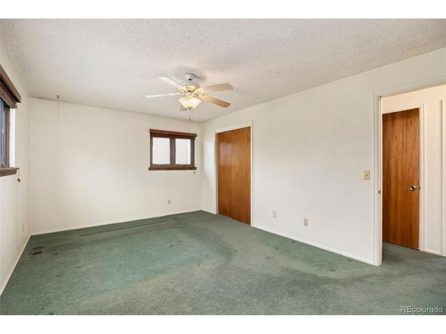 8998 W Radcliffe Dr, Littleton, CO 80123