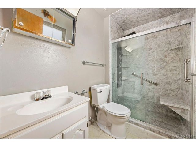 8998 W Radcliffe Dr, Littleton, CO 80123