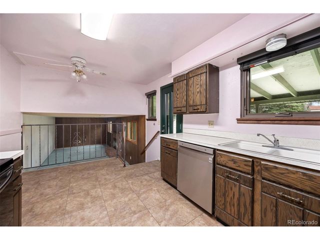 8998 W Radcliffe Dr, Littleton, CO 80123