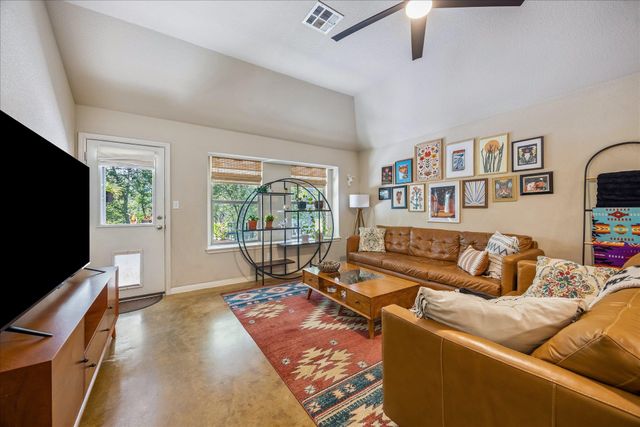 7104 Bay City BND, Austin, TX 78725