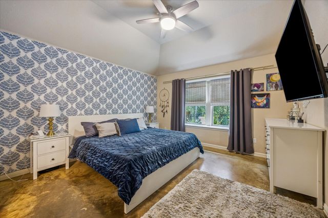 7104 Bay City BND, Austin, TX 78725
