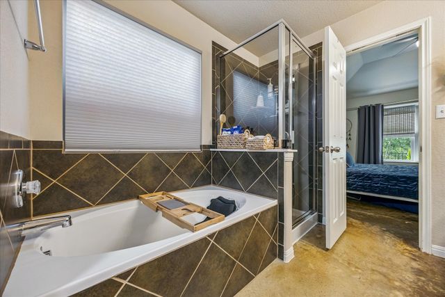 7104 Bay City BND, Austin, TX 78725