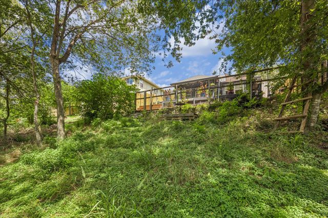 7104 Bay City BND, Austin, TX 78725