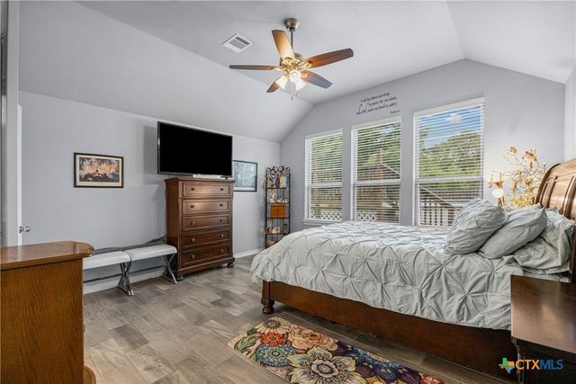 1701 Meadow Lane, Lockhart, TX 78644