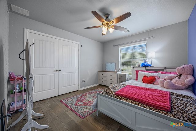 1701 Meadow Lane, Lockhart, TX 78644