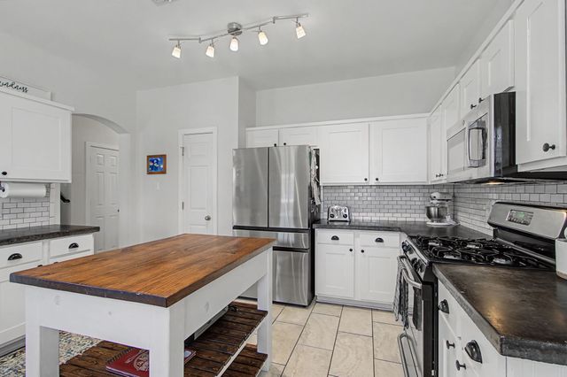 1336 River Ridge Road, Roanoke, TX 76262