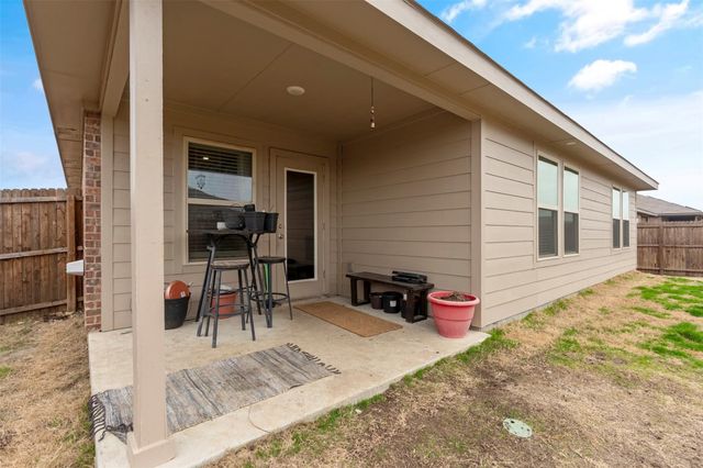 1304 Lowhill Drive, Royse City, TX 75189