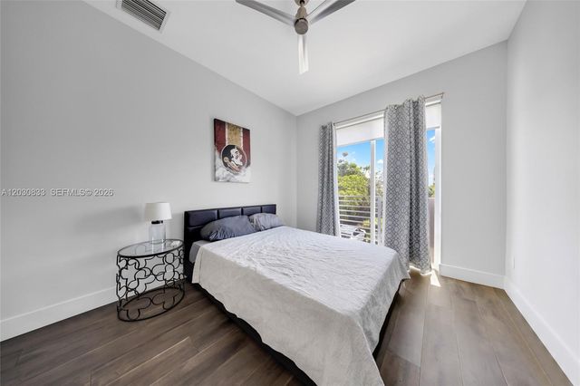 1025 NE 18th Ave 104, Fort Lauderdale, FL 33304