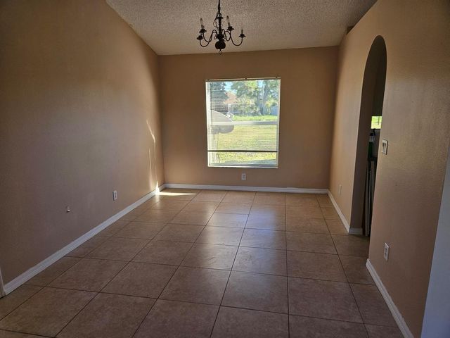 570 Ontario Street NW, Palm Bay, FL 32907