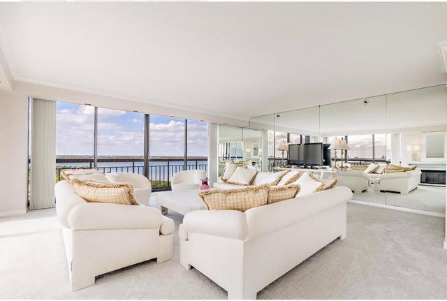 4100 N Ocean Drive 1704, Singer Island, FL 33404
